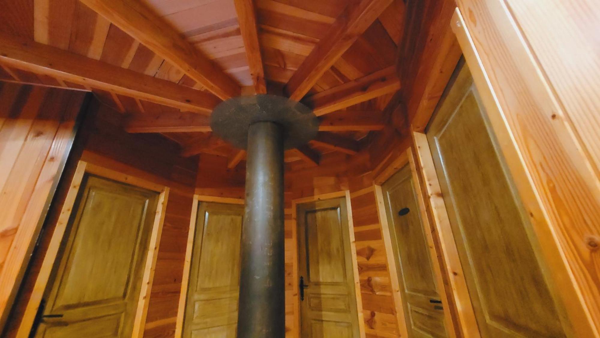 La Maison Ronde Et Ses 2 Cahutes Monthoiron Bagian luar foto