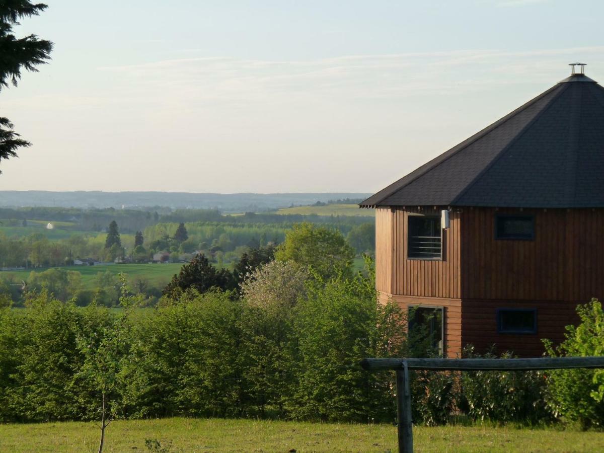 La Maison Ronde Et Ses 2 Cahutes Monthoiron Bagian luar foto